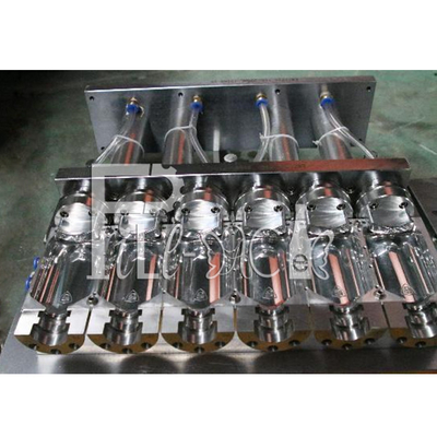 8000BPH 6 Cavities เครื่องเป่าขวดพลาสติก PET อัตโนมัติสำหรับโรงงานบรรจุขวดน้ำดื่มพร้อมอุปกรณ์ Servo